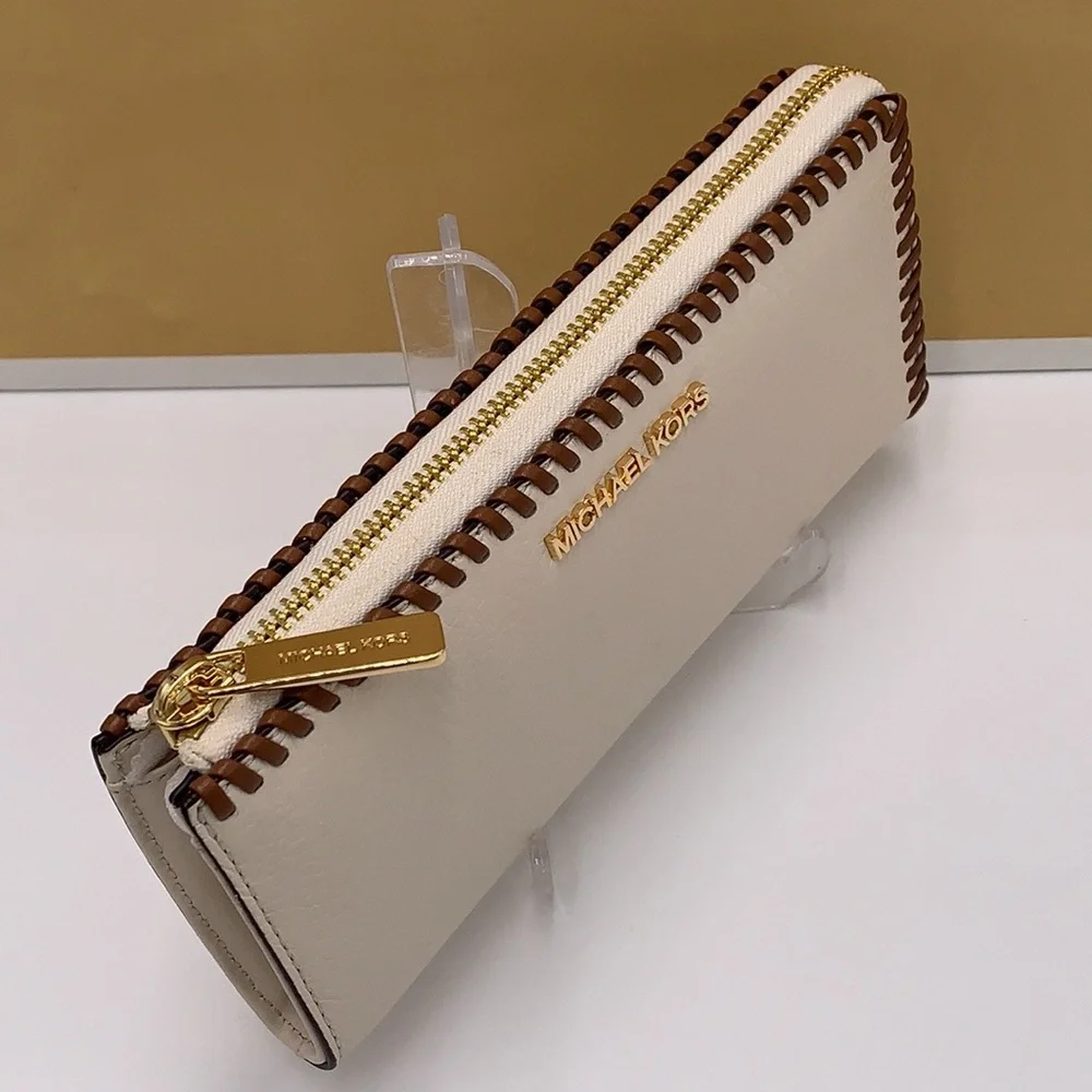 MICHAEL KORS JET SET TRAVEL LARGE THREE QUARTER ZIP WALLET LIGHT CREAM MULTI